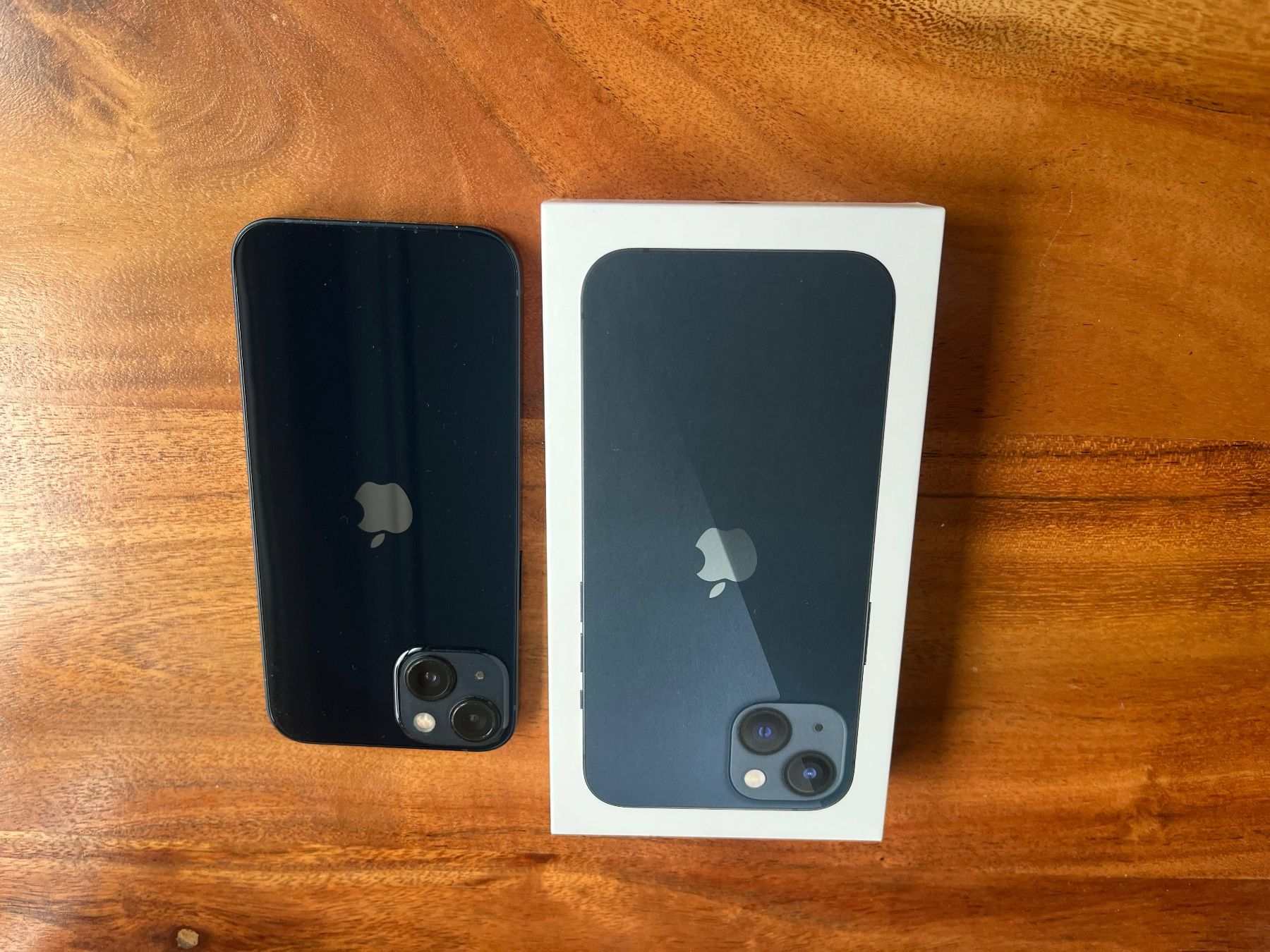 Apple Telefoni cellulari / Smartphones: Iphone 13, 128 GB, schwarz – Usato da Niederlenz venduto da julie2017 7
