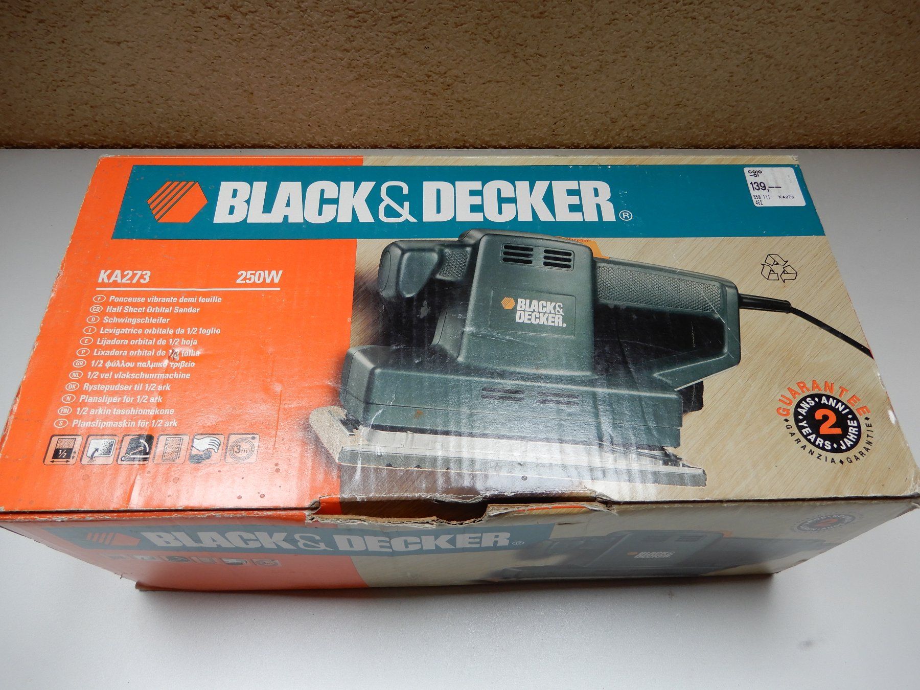 Schleifen & Polieren: Schwingschleifer - Black & Decker KA273 – Gebraucht aus Hochfelden von  5