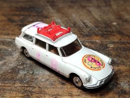 Wunderschönes altes Modellauto von Corcy Toys  Olympia 1964