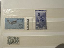 Lot de trois timbres poste italiens divers état usagé