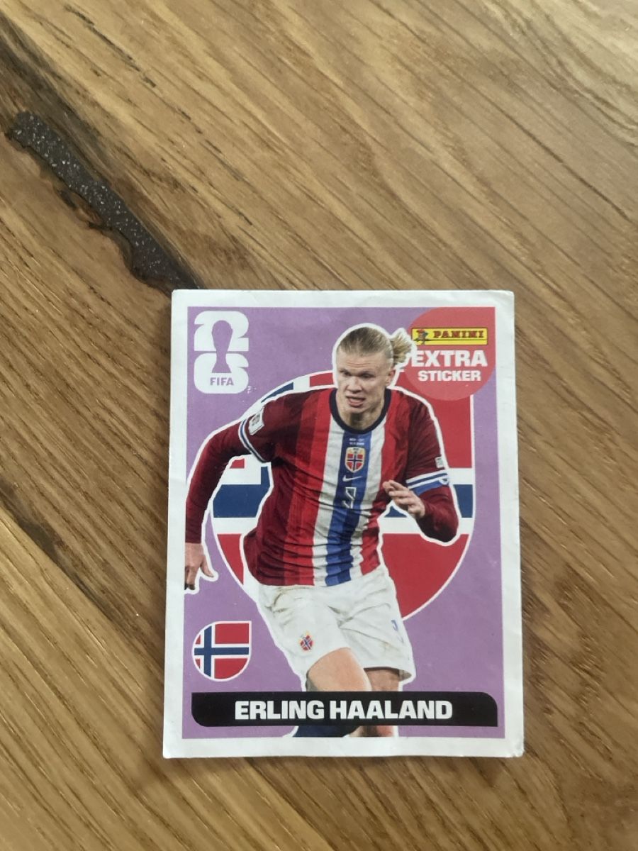 Panini Cartes à collectionner: 4 Extrasticker Lila und 1 Extrasticker Gold – D'occasion à Arlesheim par misch77 1