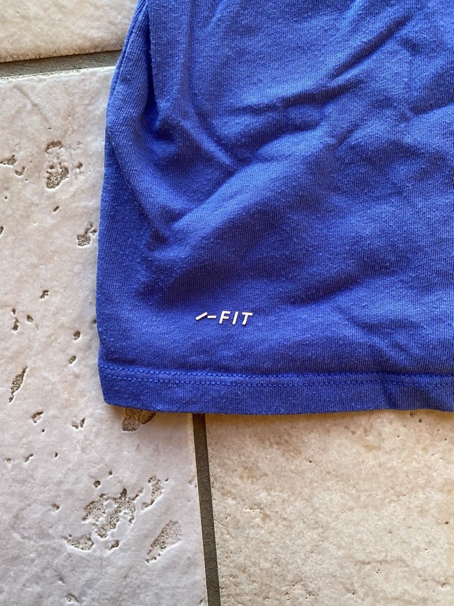 Nike T-shirt: Nike Sporttop – Usato da Bolligen venduto da giu_2gf5 2
