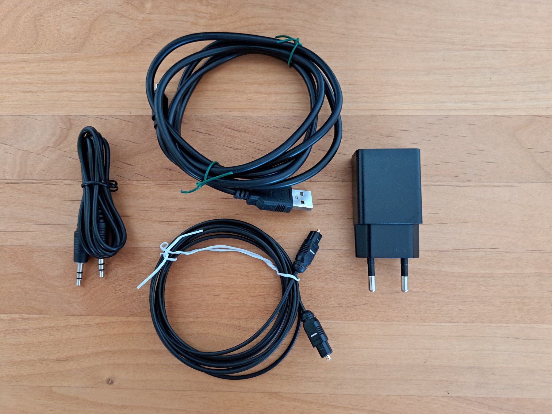 Casse acustiche: TV-Sprachverstärker – Nuovo (secondo la descrizione) da Herzogenbuchsee venduto da tox_db2x 8
