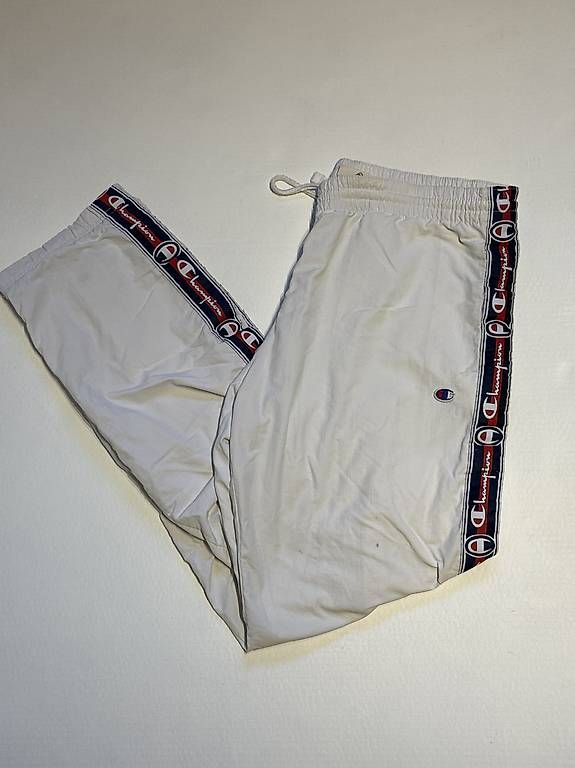Pantaloni: Champion Jogginghose  – Usato da Biel/Bienne venduto da xav_8d66