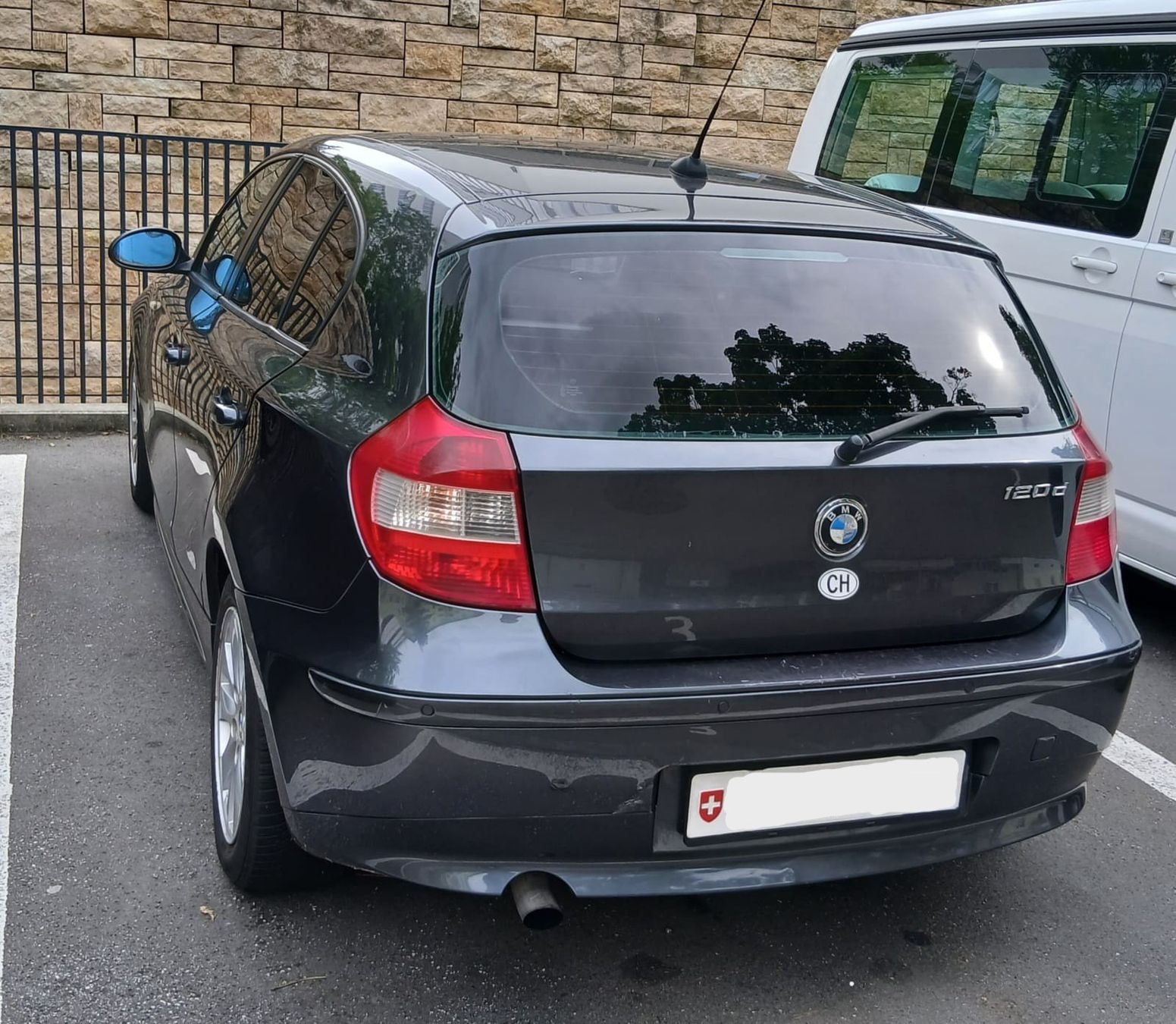 BMW Automobili: BMW 120 D Automat – Usato da Basel venduto da OptimalCars
