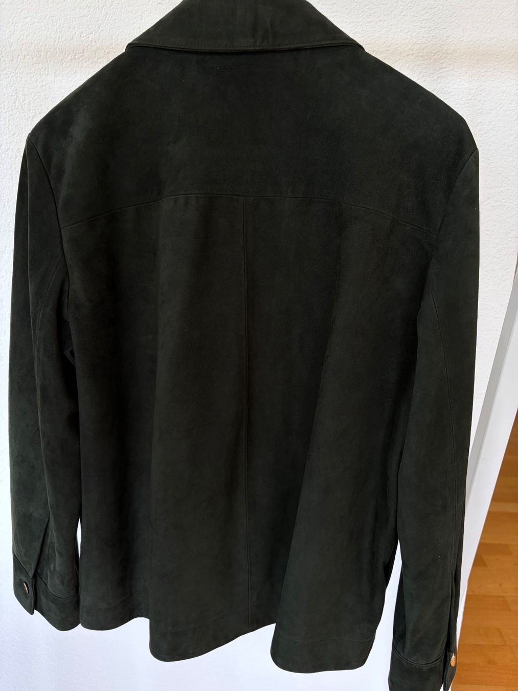 Max Mara Giacche: Max Mara Wildlederjacket dunkelgrün – Nuovo e nell'imballaggio originale da Küsnacht ZH venduto da Casanuovo 3
