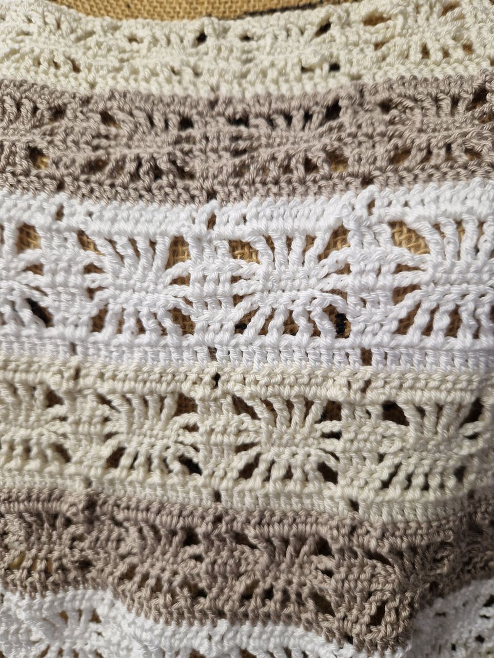 Maglioni & Felpe: Pull dame fait main crochet T.38 Unique – Nuovo e nell'imballaggio originale da St-Imier venduto da goodber 3