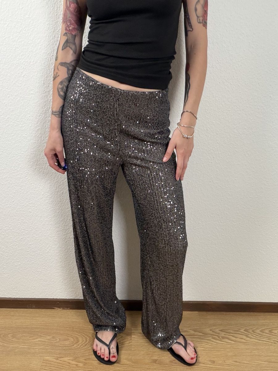 H&M Pantaloni: Sparkly Sequined Wide Leg Pants  – Usato da Knonau venduto da Grapesvintage 6