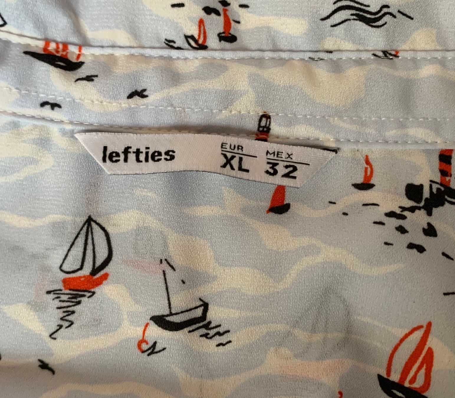 Camicette: Luftige schöne Bluse von lefties, hellblau mit Segelschiffe – Nuovo (secondo la descrizione) da Zäziwil venduto da kreative-ideen 2