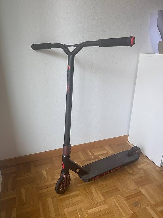 Kickboard: Scooter, Trottinett – Usato da Allschwil venduto da puc_x5z7