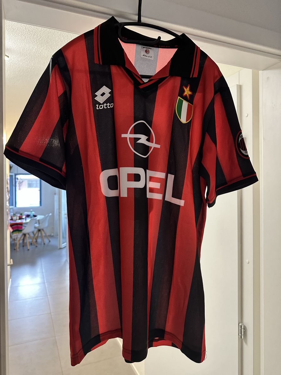 Leibchen & Hosen: Maillot Van basten Xl – Neu und originalverpackt aus Grancy von arn_lmj6