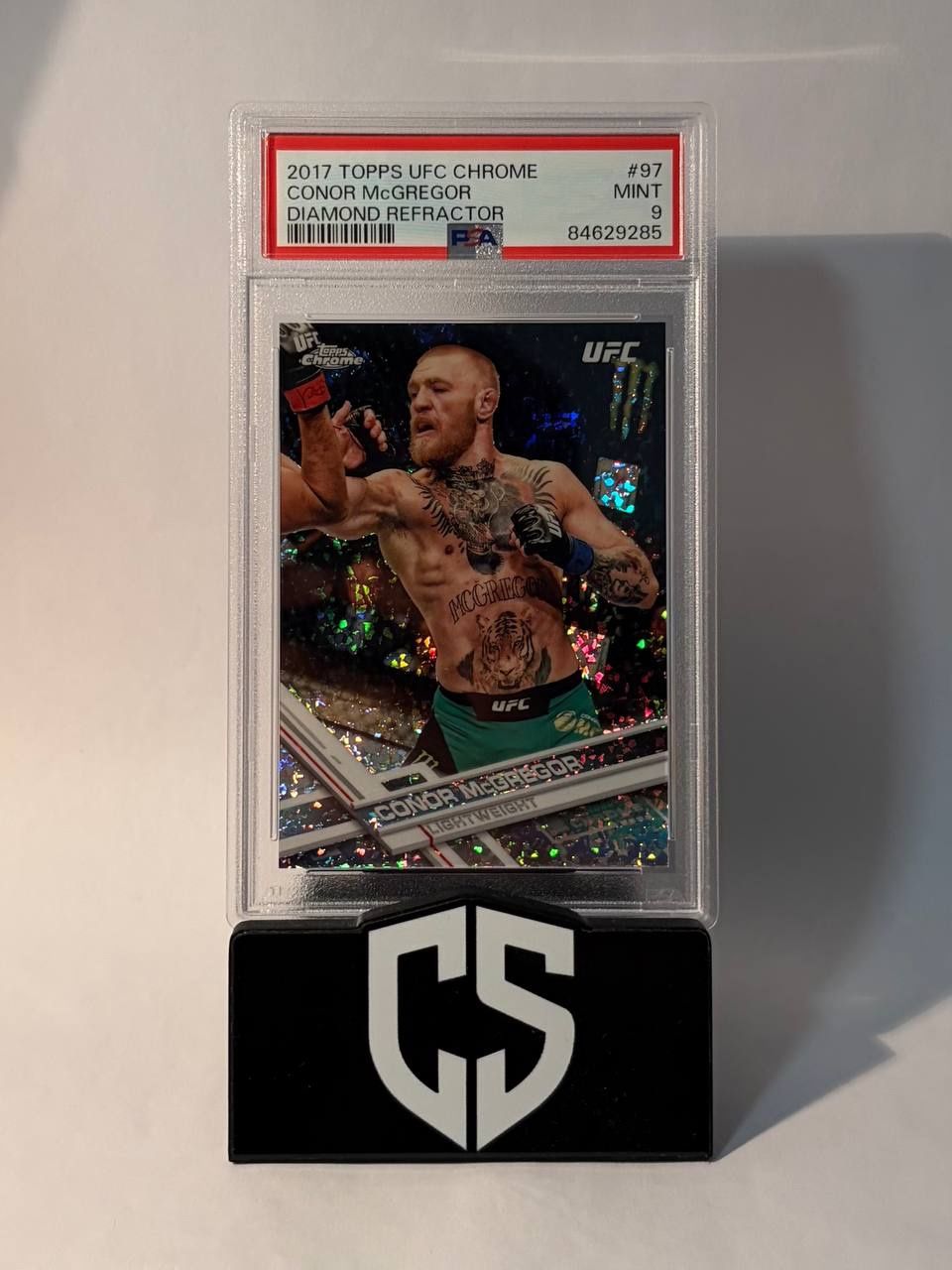 Topps Cartes à collectionner: 2017 Topps UFC Chrome Conor Mcgregor Diamond Refractor PSA 9 – D'occasion à Oftringen par collectsupply