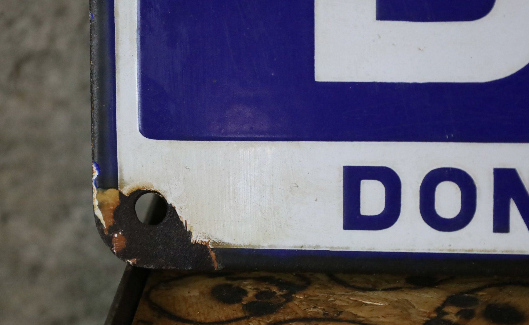 Insegne: Emailschild "Braives / Bell's Whisky" – Usato da Birrwil venduto da brandschatz_birrwil 2
