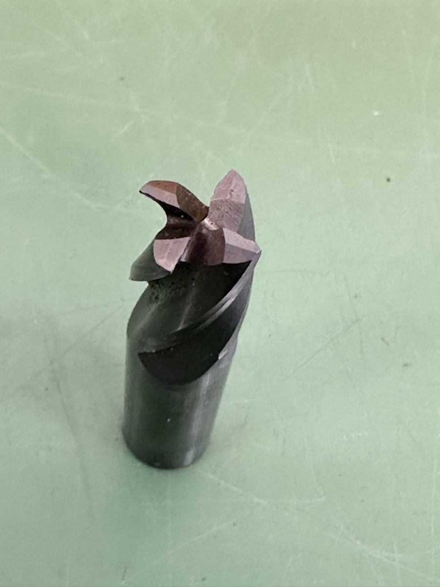 Tutti gli attrezzi: Carbide End Mill 16 mm, Schaftfräser.  – Usato da Aarberg venduto da SNMachines 2
