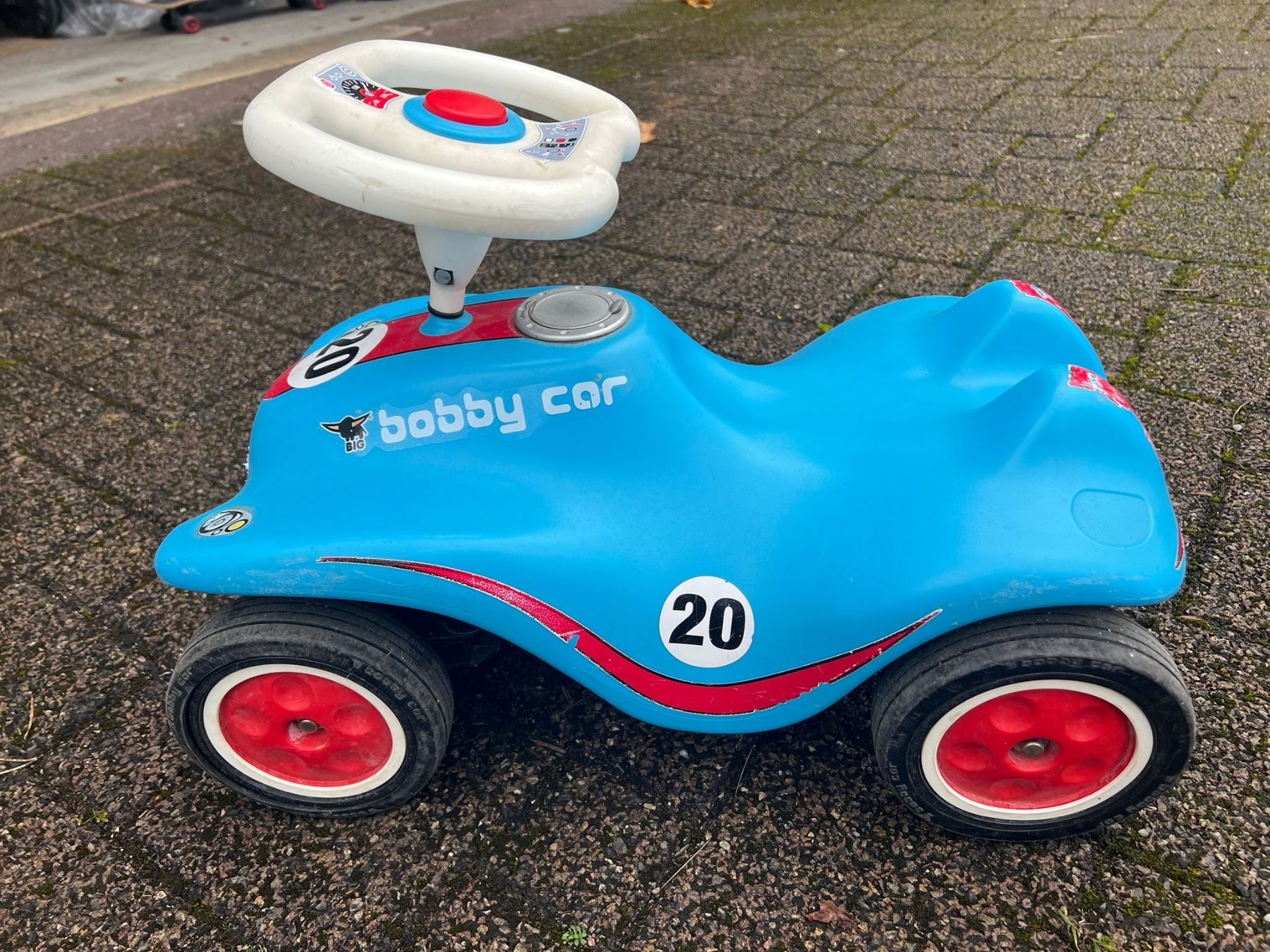 Big Veicoli per bambini: BIG Bobby-Car - Farbe: Blau / Azurblau – Usato da Bubikon venduto da Cleo_4 1