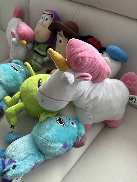 Disney Jouets: 9 Plüschtiere Figuren Disney Einhorn Monster AG Toy Story – D'occasion à Stallikon par Sunday6 4
