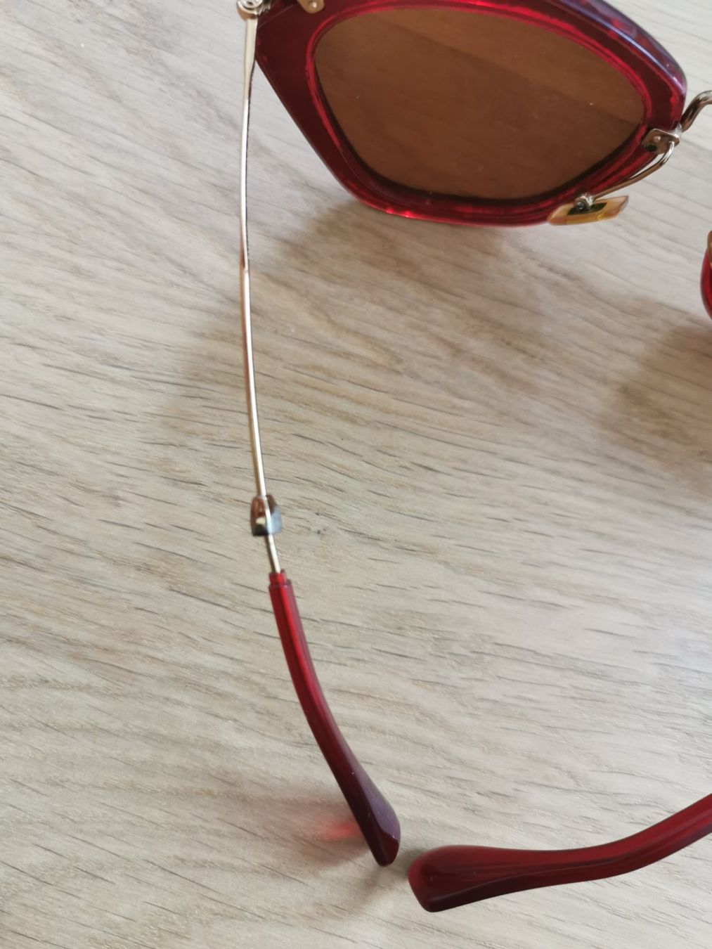 Miu Miu Occhiali & Lenti: Miu Miu Sonnenbrille – Usato da Luzern venduto da larissa_n 3