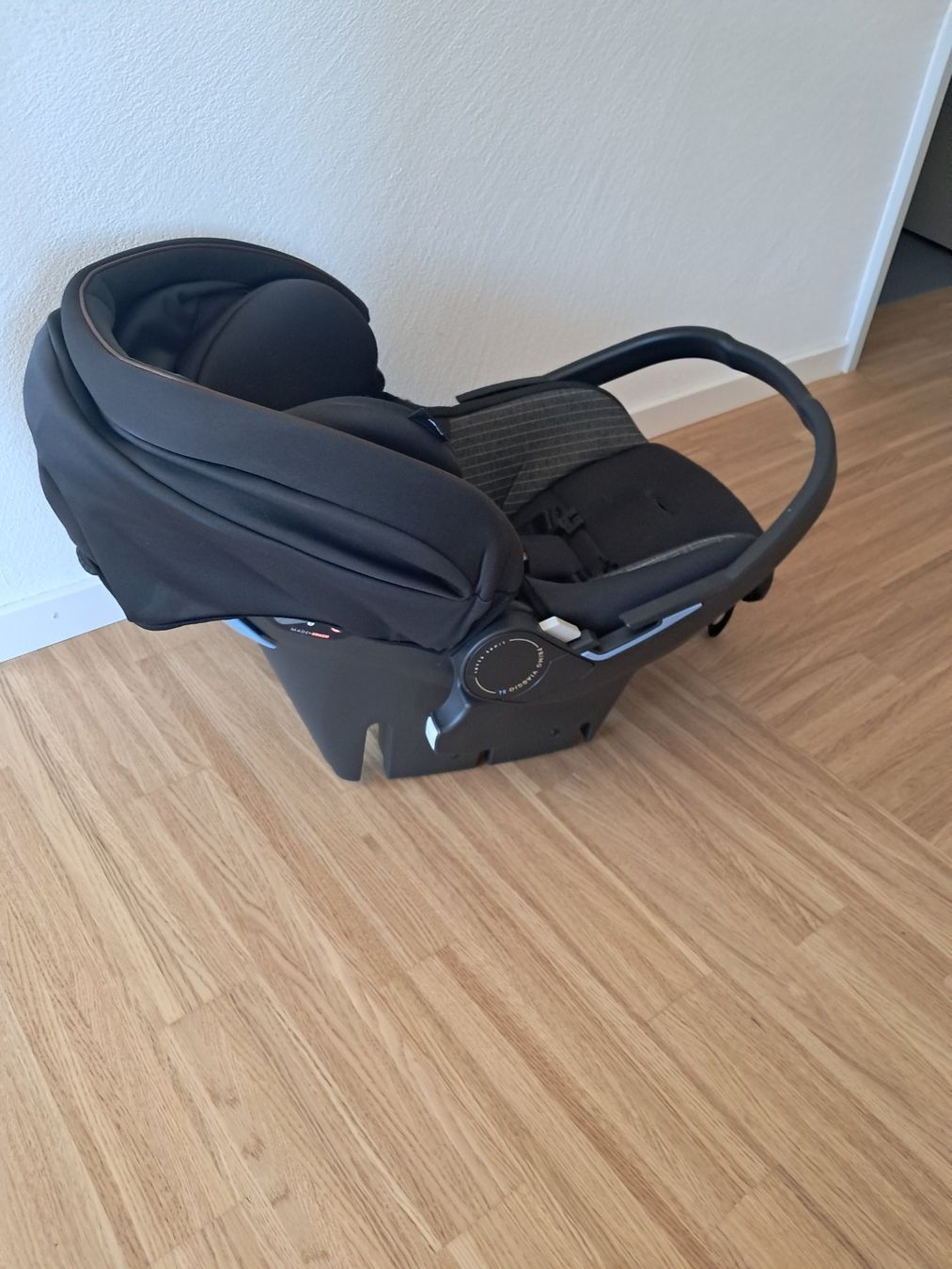 Peg Perego Seggiolini per auto: Babyschale Peg Perego Primo Viaggio SL – Usato da Wettingen venduto da jon_m6qm 3