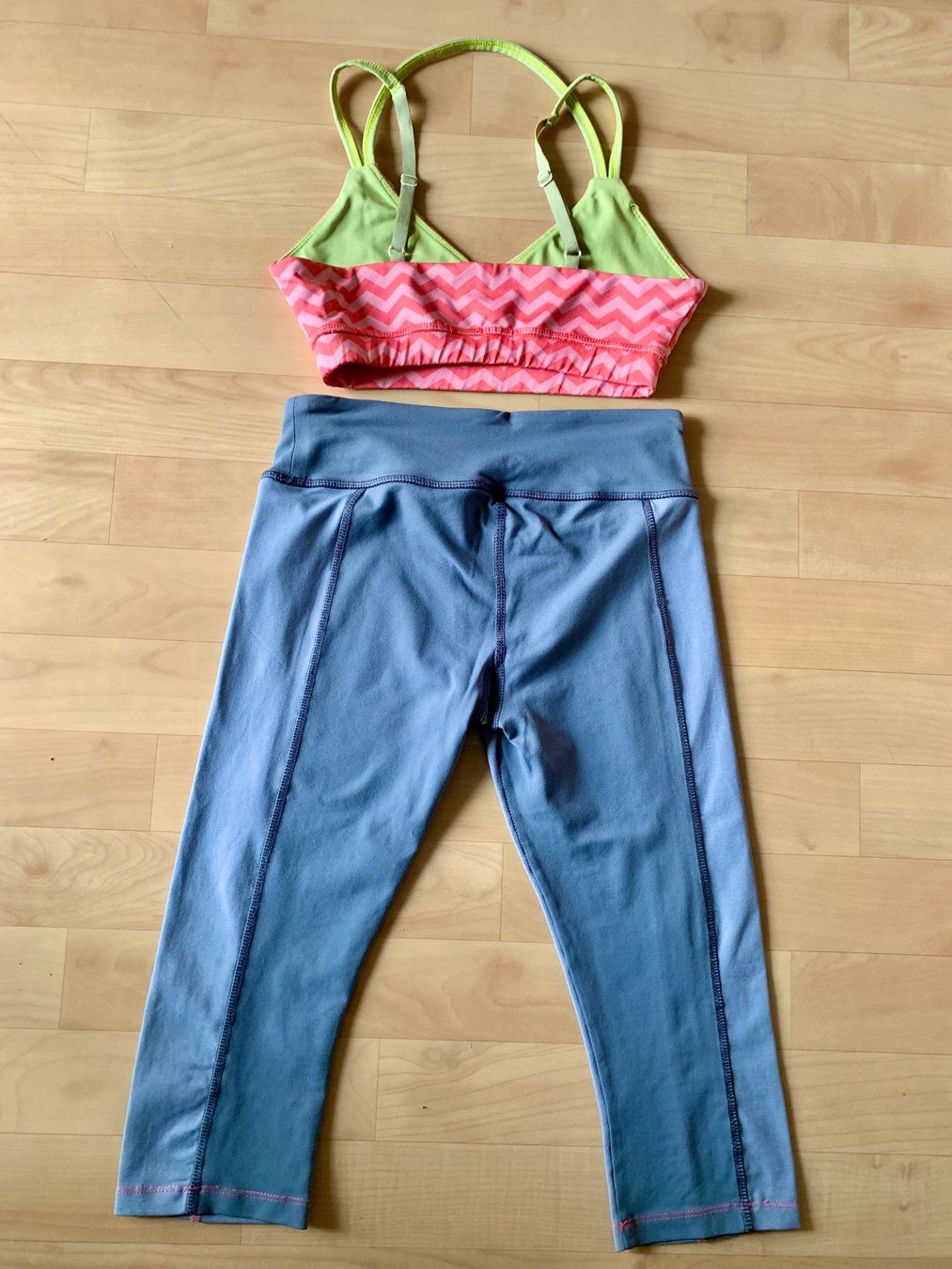 Lotti di vestiti: SPORT Kleiderpaket: 3 Sets XS/S – Usato da Zürich venduto da Angela_Fashion_Lover 4