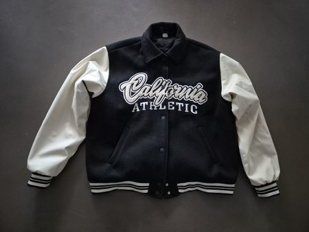 Baseballjacke, schwarz/weiss