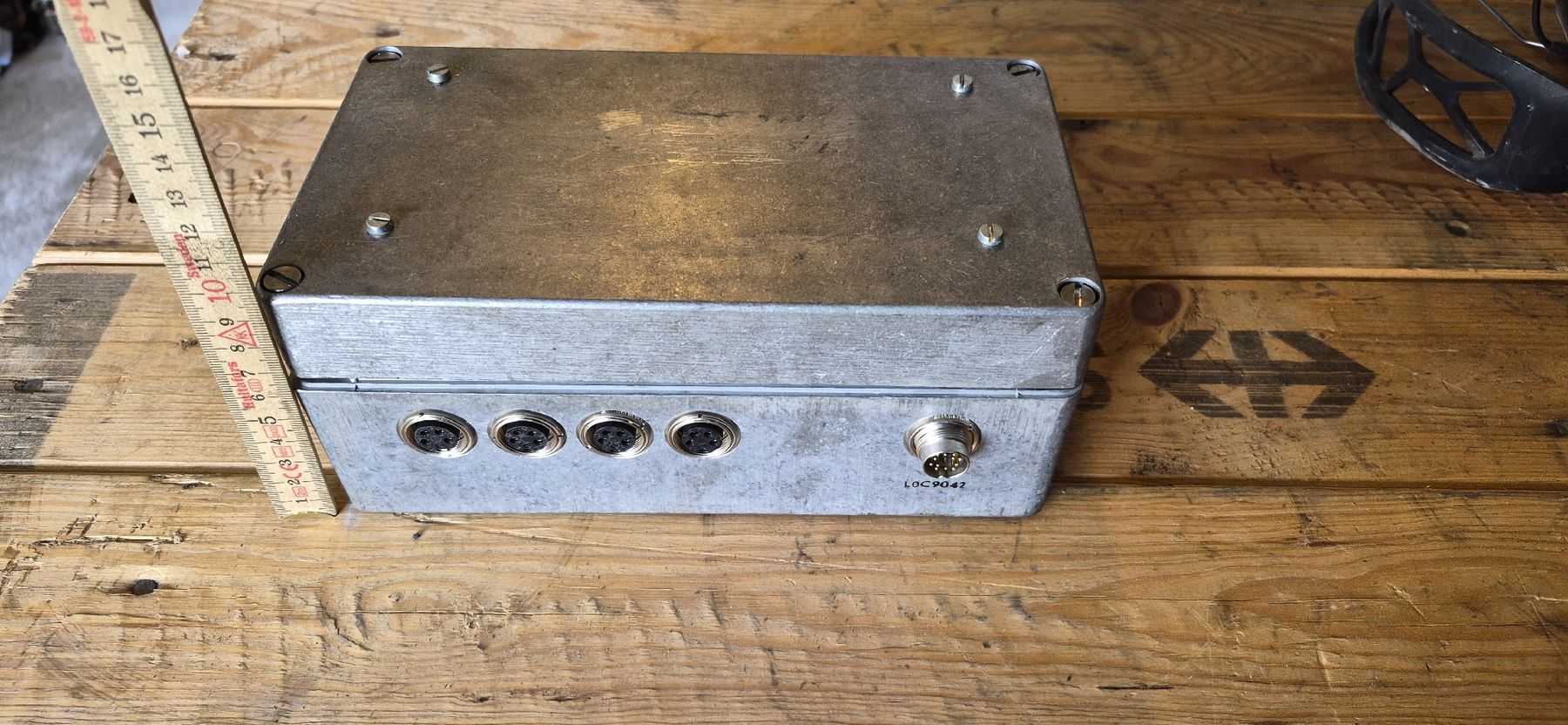 Alimentation électrique: Aluminium Switch Box – D'occasion à Buttisholz par REX001