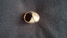 Ring mit besonderem Design