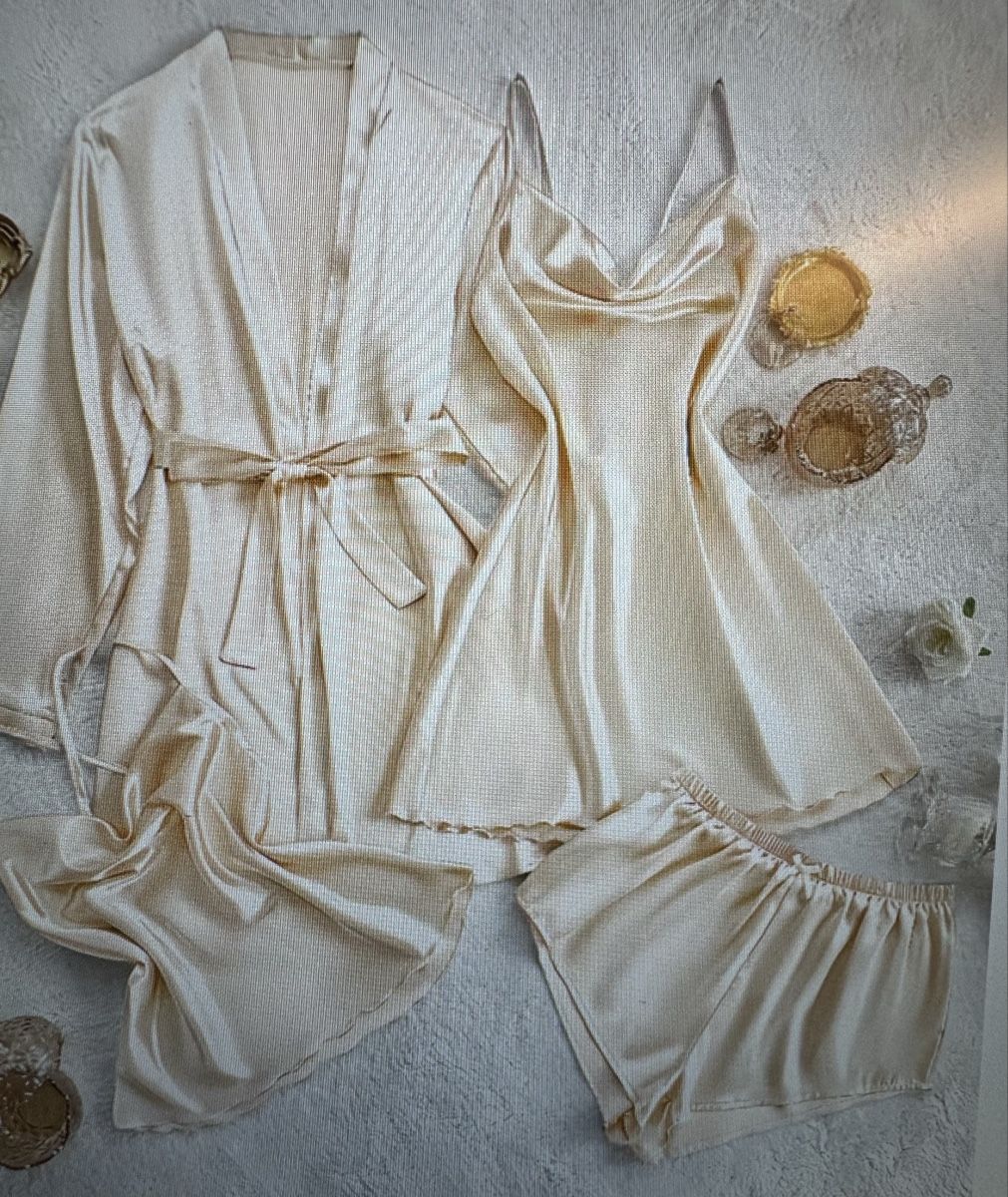 Negligees & Pigiami: 4tlg. Negligee-Set (neu!) – Nuovo e nell'imballaggio originale da Lachen SZ venduto da artbyblondangel 1
