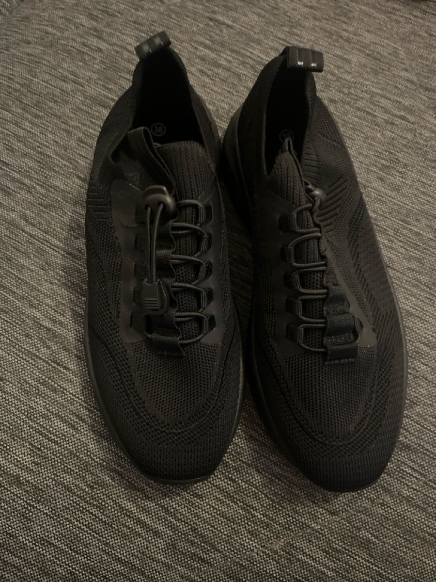 Scarpe da donna: Neue Damen-Schuhen – Nuovo e nell'imballaggio originale da Wil SG venduto da smu_l76j 1