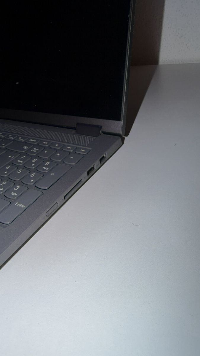 Lenovo Notebooks: Lenovo Laptop – Gebraucht aus Pfeffikon LU von TomiRasic 3