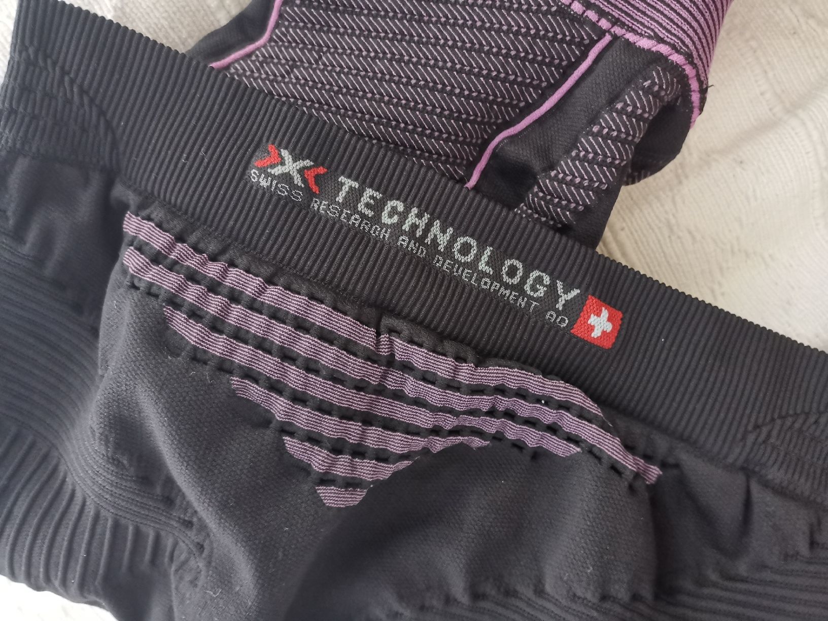X-bionic Leggings: Xbionic Frauen tights – Usato da Uerikon venduto da pink_flamingo 1