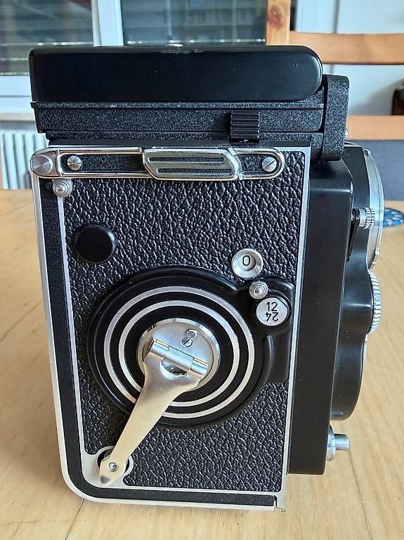 Rollei Fotocamera: Rolleiflex 3.5F – Usato da Cugnasco venduto da malbeats 3