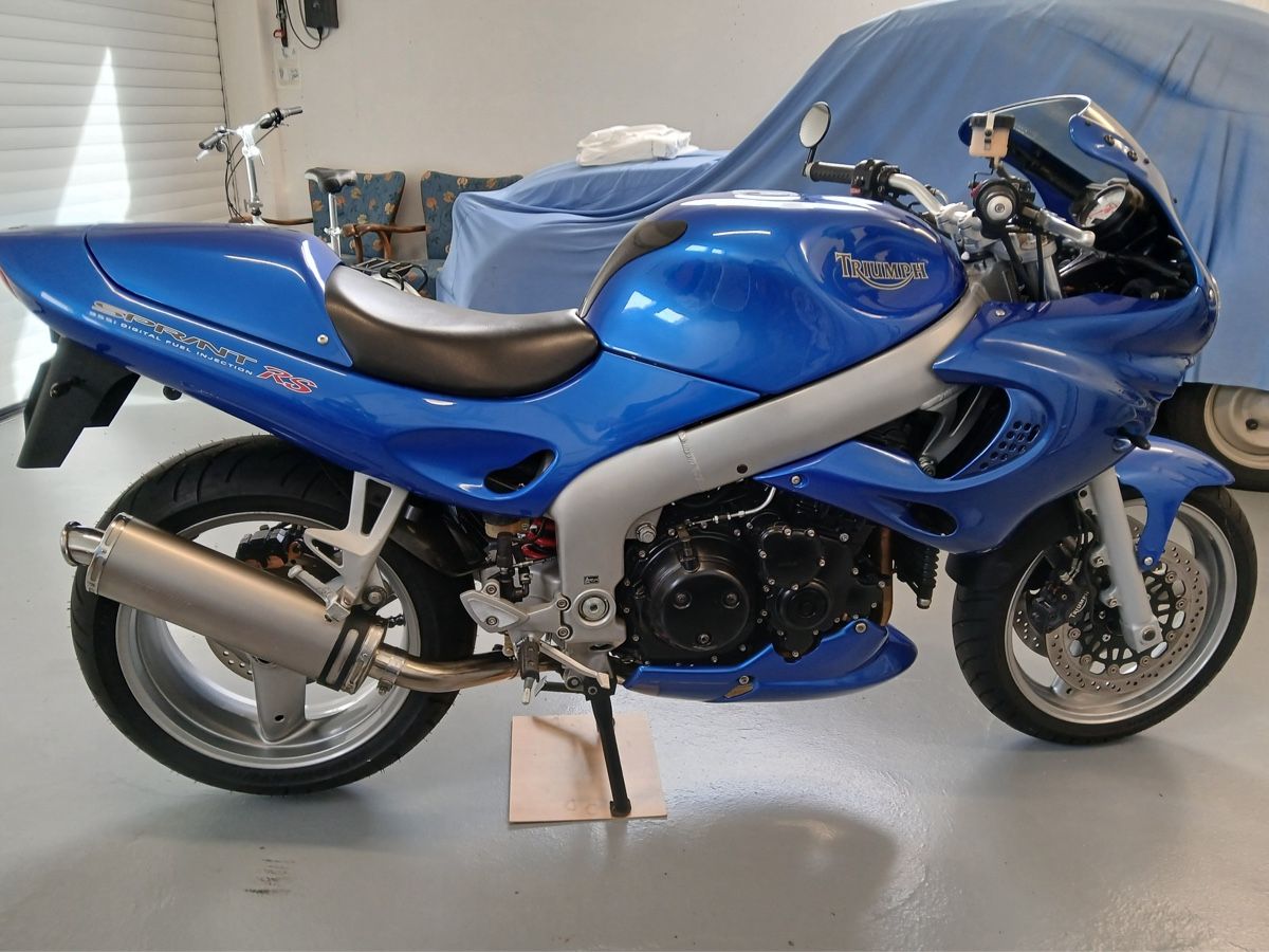 Triumph Strada: Triumph Sprint RS  955 i – Usato da Safnern venduto da Peter071 1