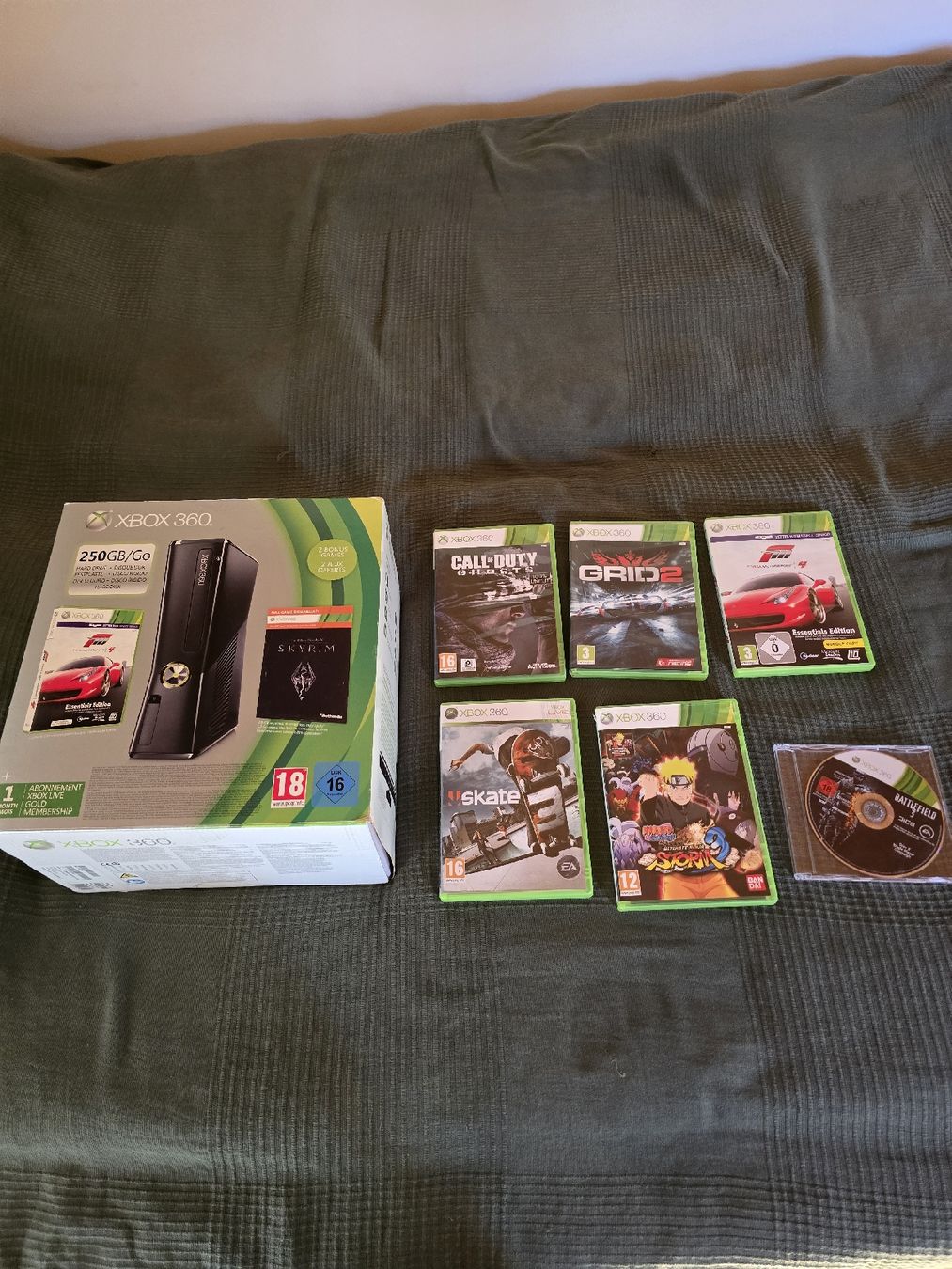 Microsoft Console: Xbox 360 - 250GB - Originalverpackung – Usato da Oberrieden venduto da Alpine-Collector 7