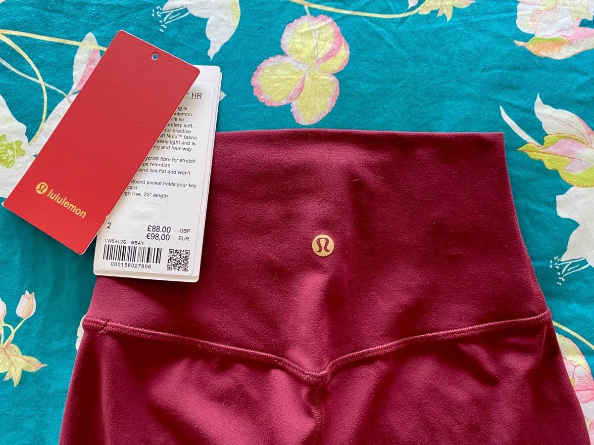 Lululemon Leggings: Lululemon Align™ High-Rise Pant 25" – Nuovo (secondo la descrizione) da Walchwil venduto da anj_9zhk 2