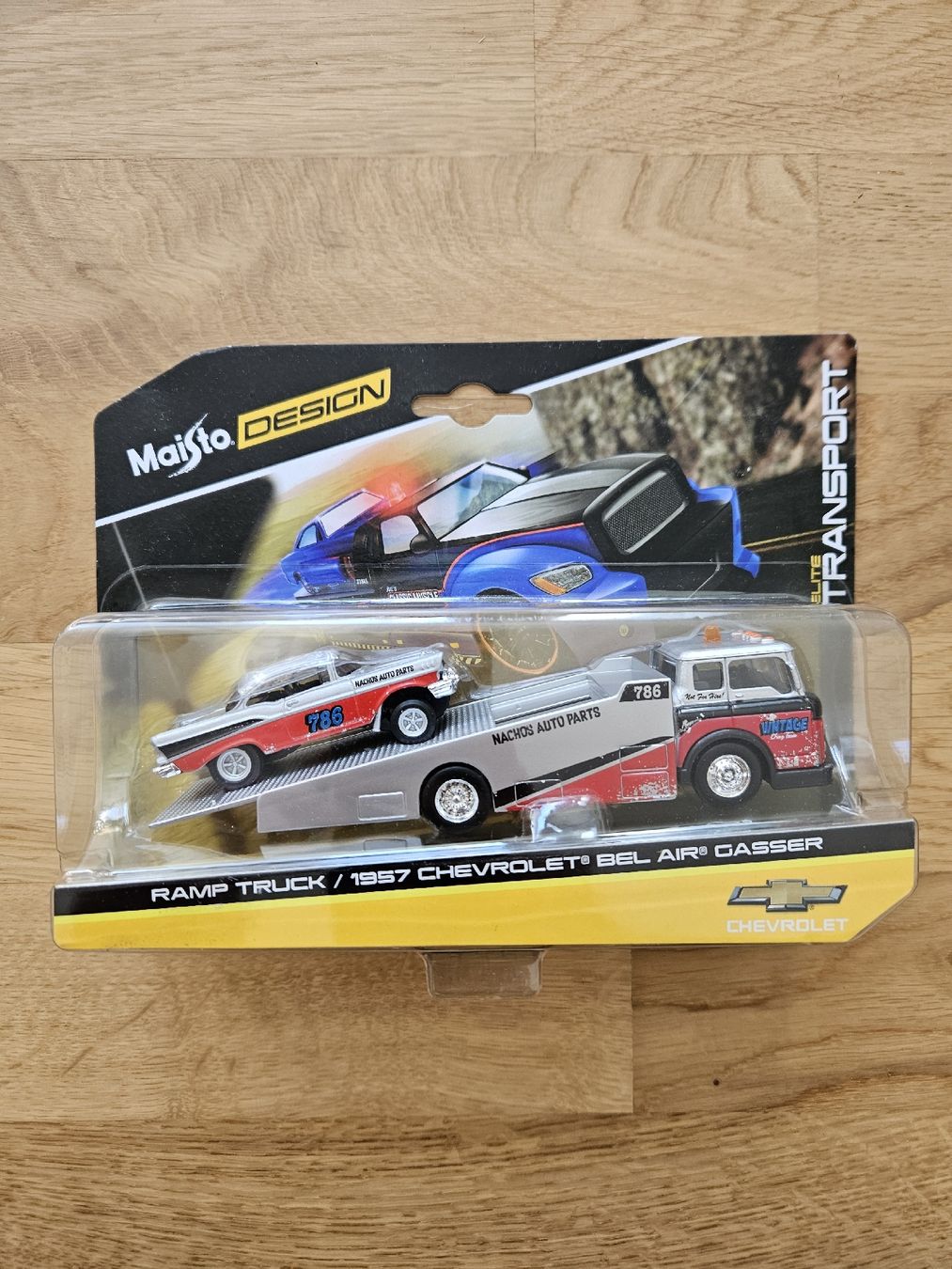 Maisto Modellini d'auto: Maisto Design / Elite Transport Set 1:64 – Nuovo e nell'imballaggio originale da Rüti ZH venduto da Pacey0 5