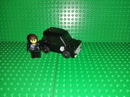 La mini cooper et son chauffeur Lego