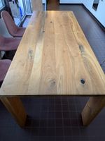 Holztisch