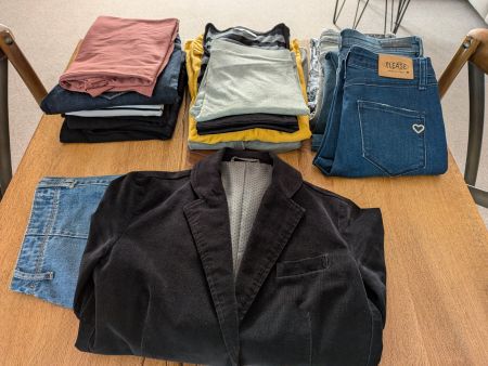 Kleiderpaket für Grösse 34 / XS