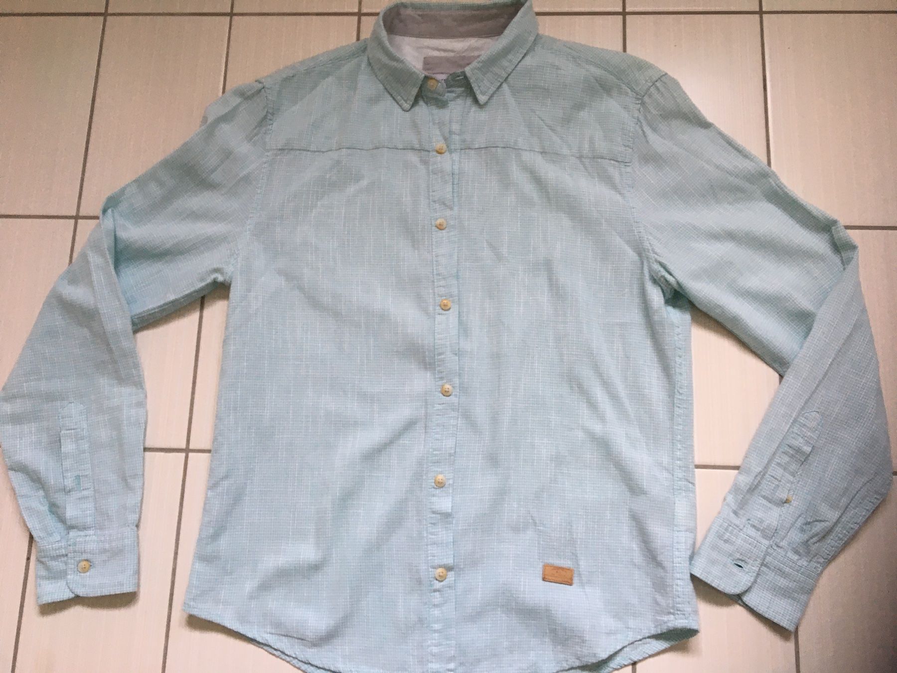 Bershka Camicie: Hemd M Bershka – Usato da Arth venduto da Vrecam51