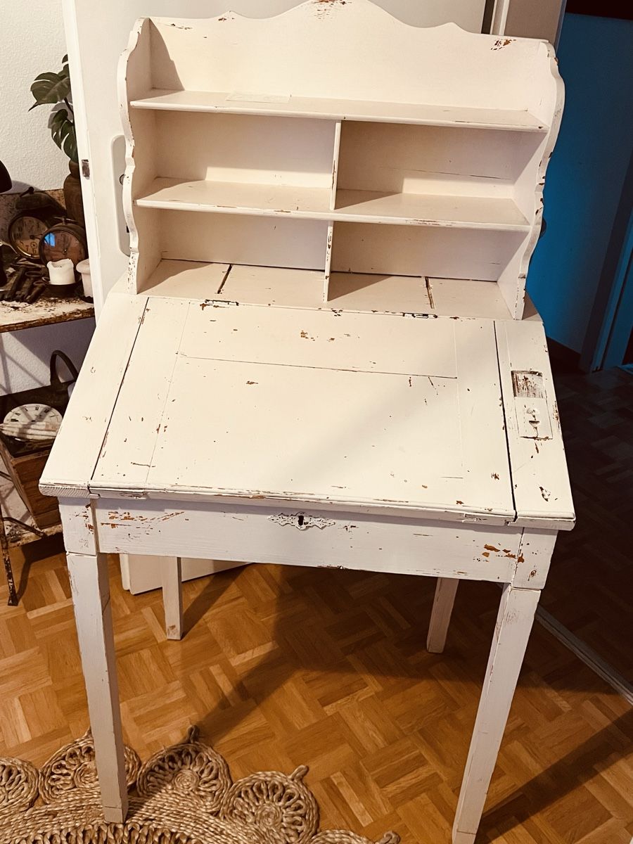 Scrivanie: Schreibtisch mit Aufsatz Shabby Chic – Usato da Lausen venduto da Mysli1 1
