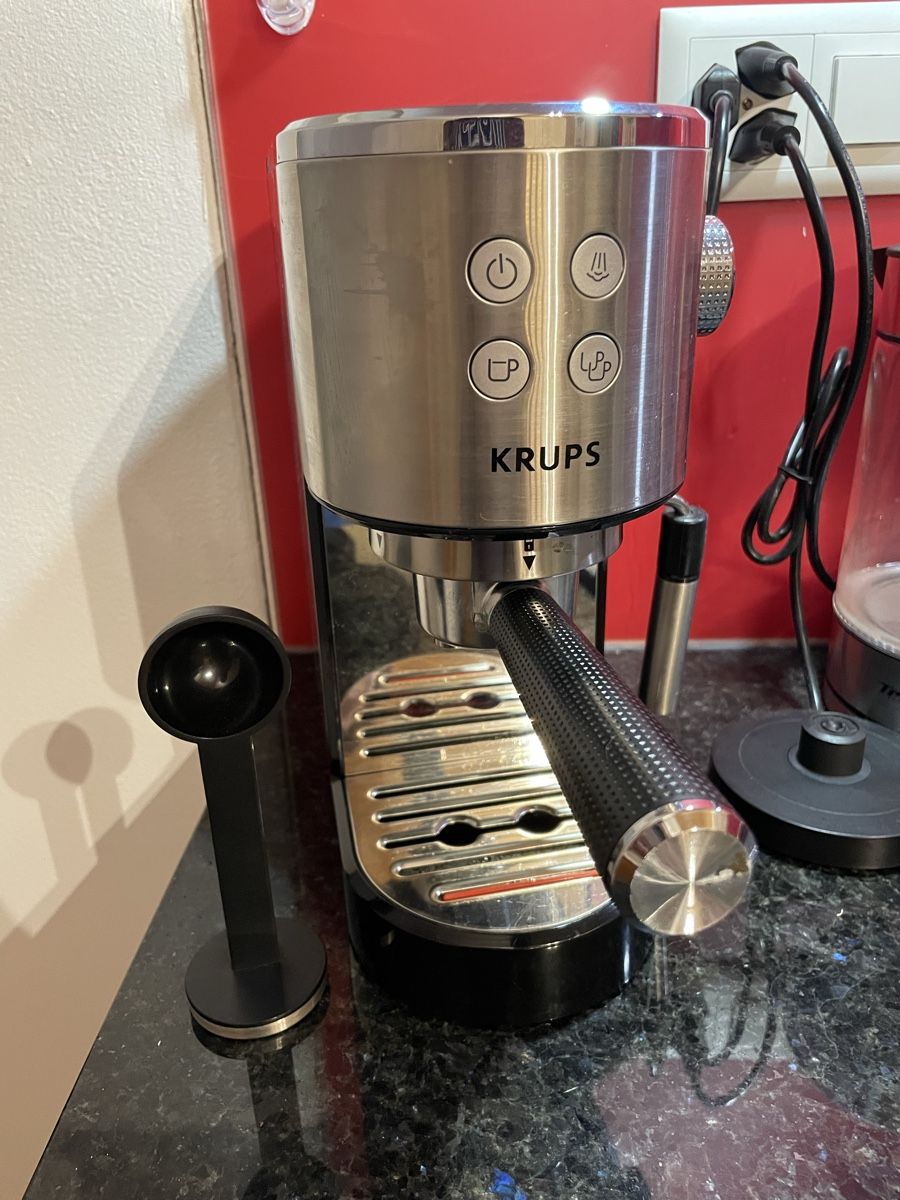Krups Kaffeemaschinen & Espressomaschinen: Krups espresso virtuoso – Gebraucht aus Evilard von Nad_1994