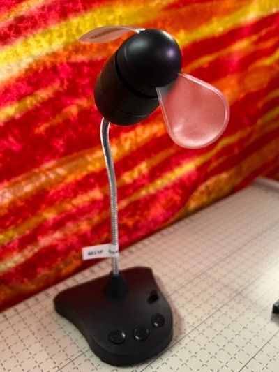 Tutte le decorazioni: Mini-Sommer-Venti, mit Text programmierbar, batteriebetriebe – Nuovo e nell'imballaggio originale da Buchs SG venduto da Pocolocoli