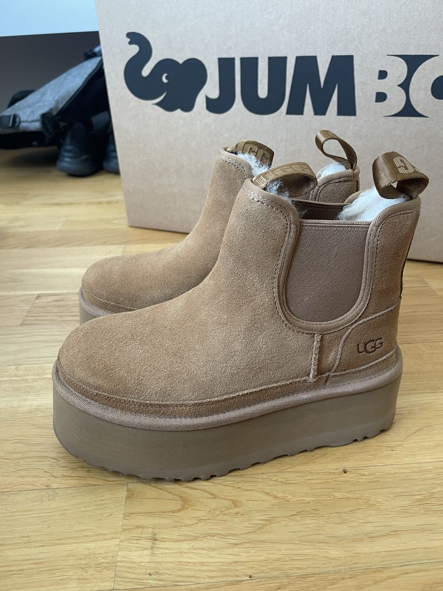 Ugg Damenschuhe: Uggs platform boots – Neu (gemäss Beschreibung) aus Genève von emi_bc27