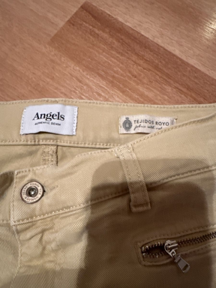 Angels Pantaloni: Angels Hose, Gr. 34, beige, einf. Bundweite ca. 34 cm – Usato da St. Gallen venduto da mai_gd7k 1