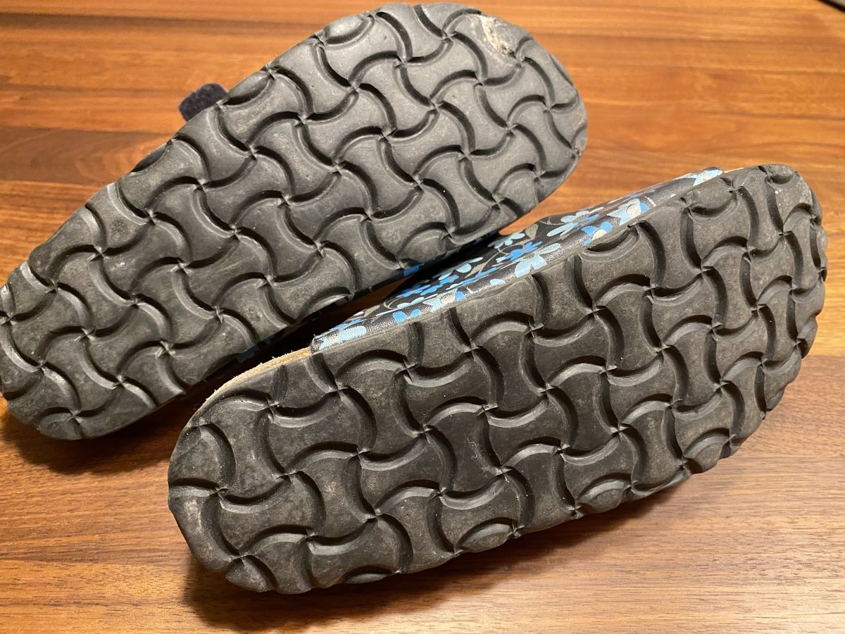 Herrenschuhe: Hausschuhe Gr 33 – Gebraucht aus Uerikon von MiBreStaef2023 1