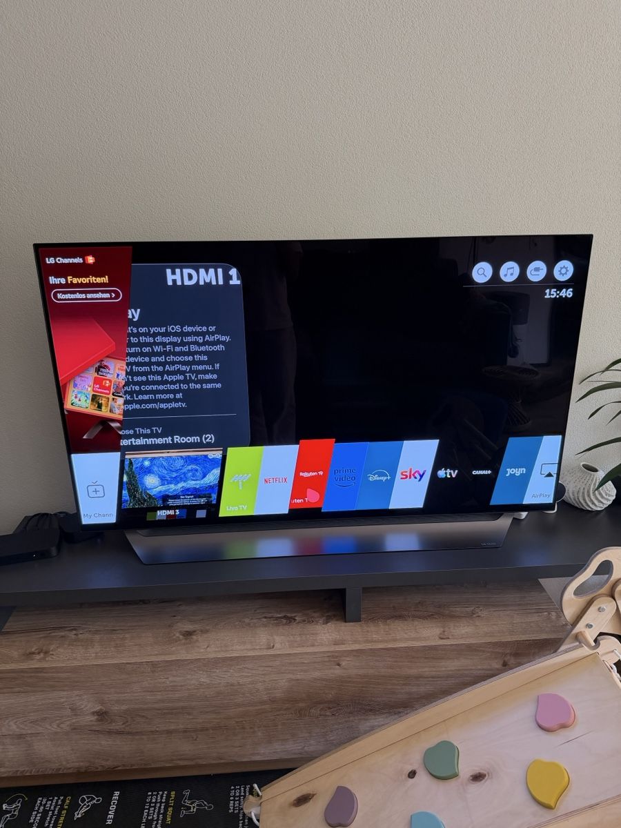 LG Televisori: LG OLED TV + hue light – Usato da Zürich venduto da fed_l87t