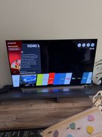 LG OLED TV + hue light