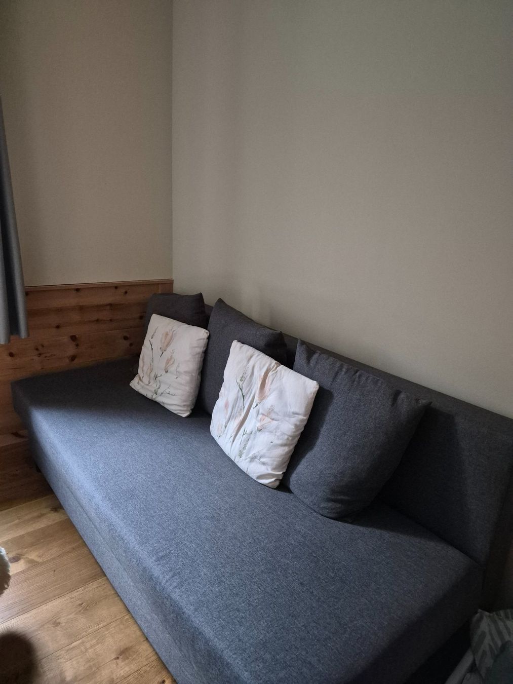 Ikea Sofas: 3er-Bettsofa (Älvdalen) – D'occasion à Langrickenbach par jes_y7zw