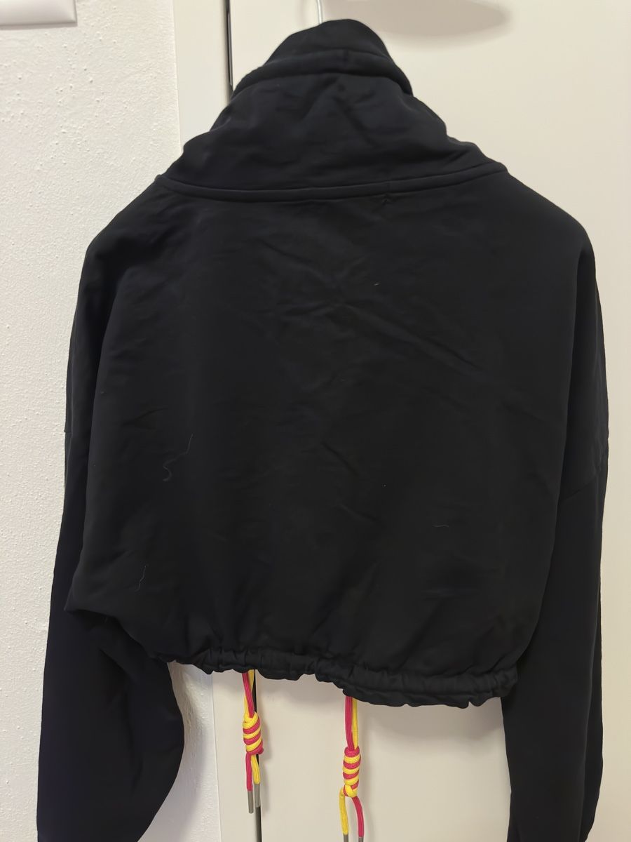 Costumi: Schwarzer Trainingsanzug von Tobetoo, Grösse M, – Usato da Jonen venduto da rdi_qj9p 2