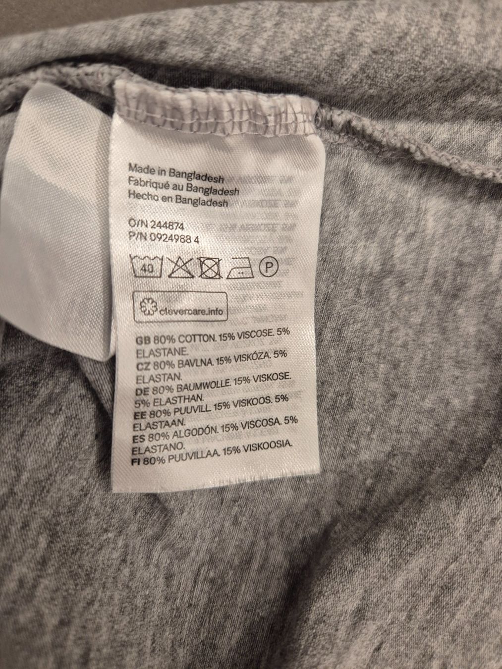 H&M Tops: Umstandstop H&M, Grösse M – D'occasion à Adliswil par monikas47 2